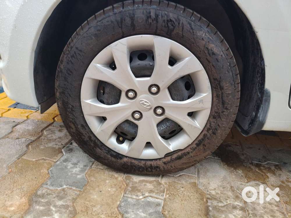 Hyundai Grand I10 1.2 Kappa Sportz, 2015, Petrol