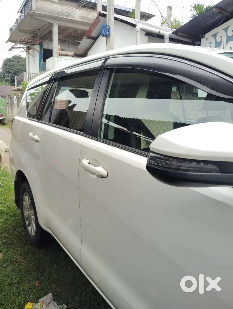 Toyota Innova Crysta 2023 Diesel 140000 Km Driven
