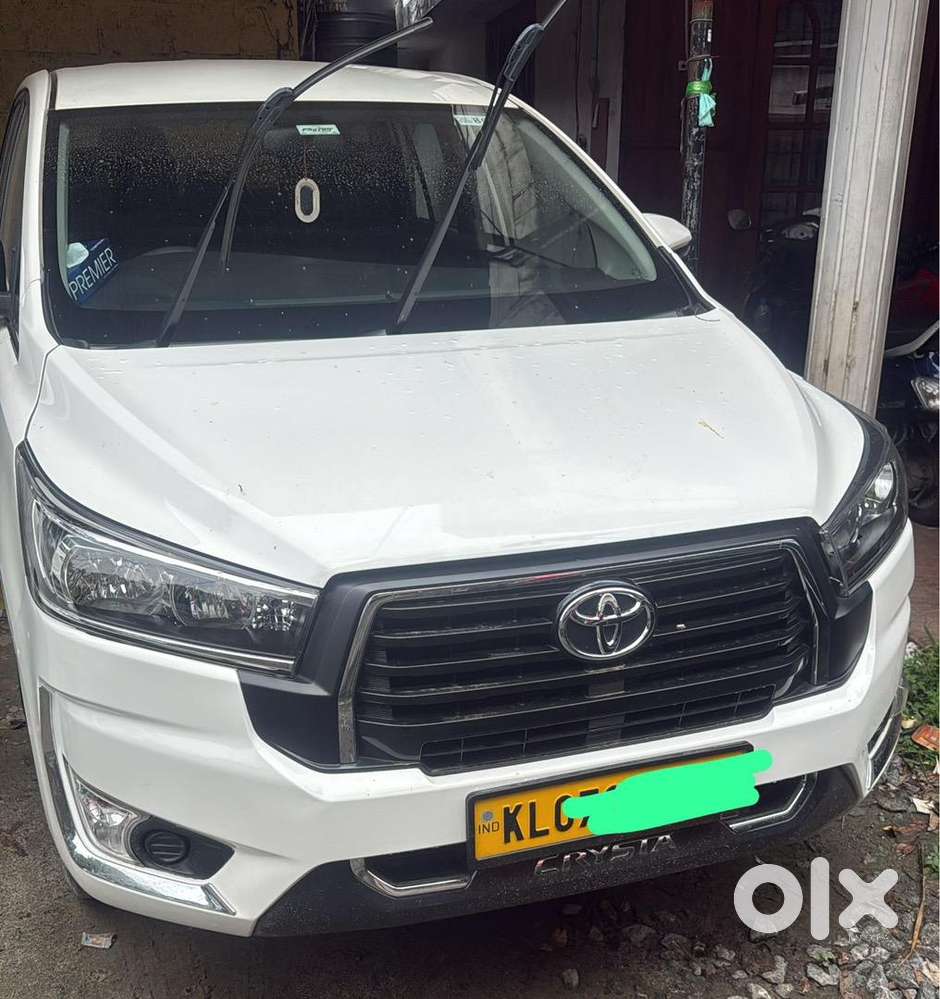 Toyota Innova Crysta 2018 Diesel Well Maintained