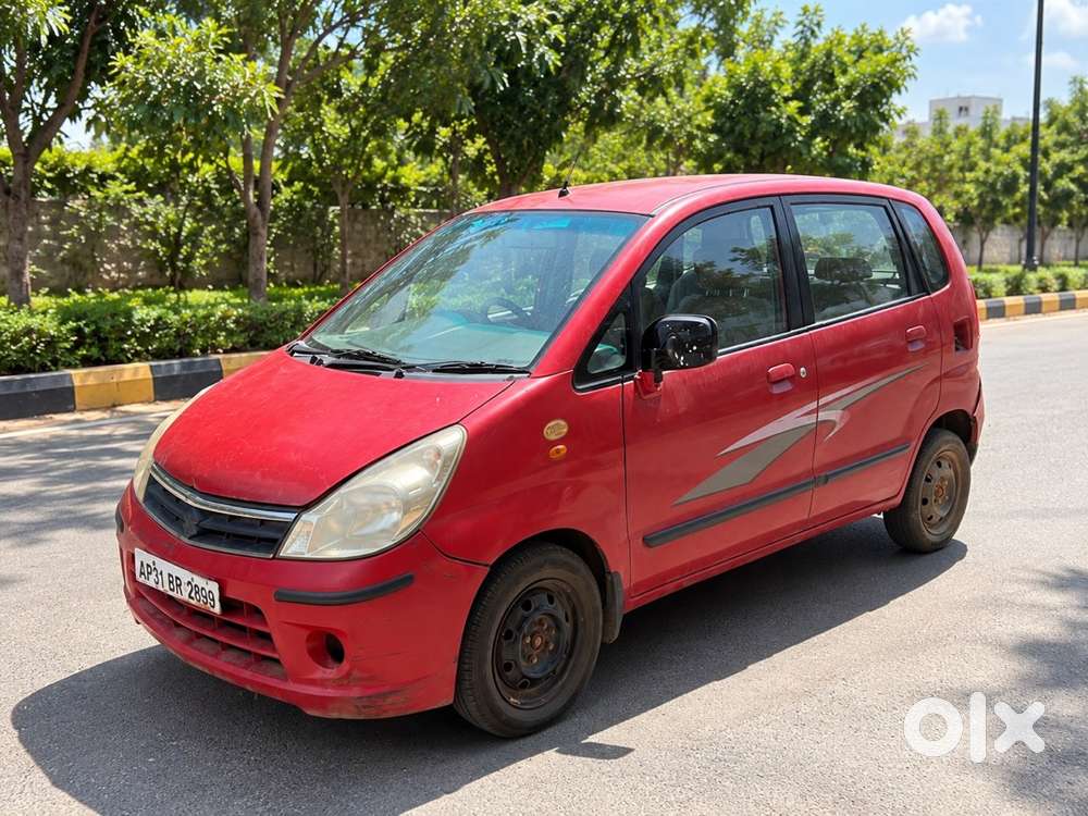 Maruti Suzuki Zen Estilo 2011