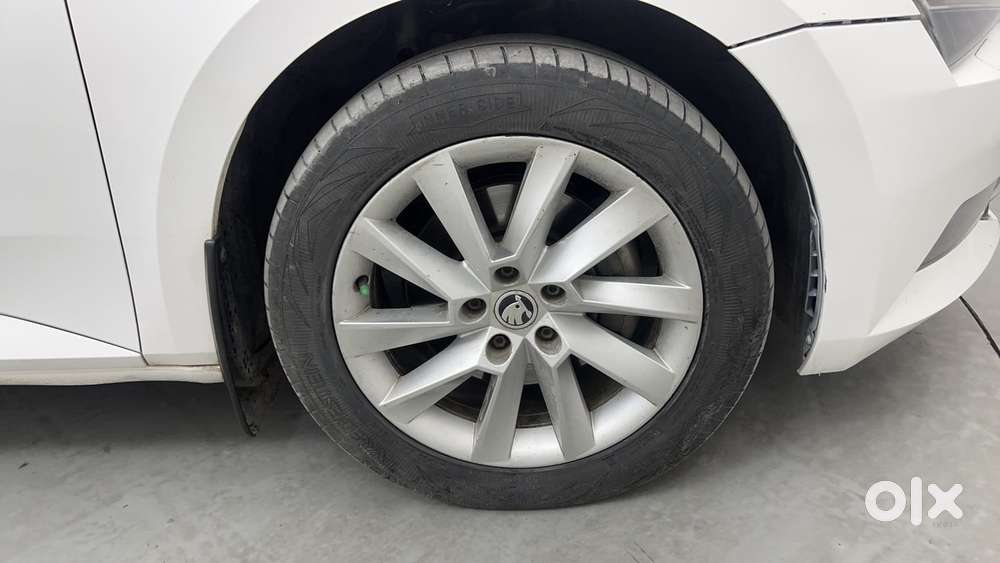 Skoda Superb 2.0 L&k Tsi At, 2017, Diesel