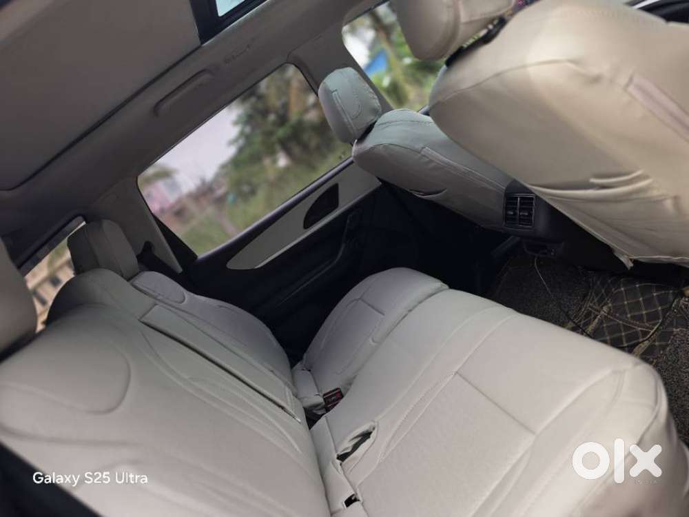 Mahindra Xuv700 2.2 Ax 5 Diesel Mt 7 Str, 2025, Diesel