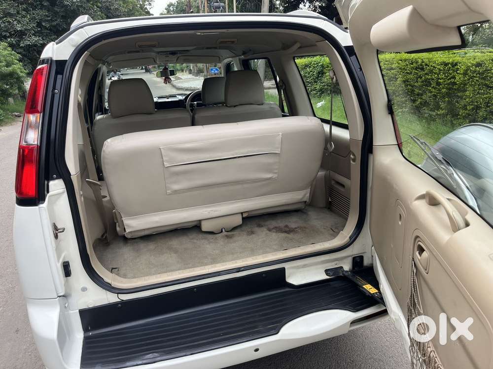 Ford Endeavour 2.5l 4x2, 2011, Diesel