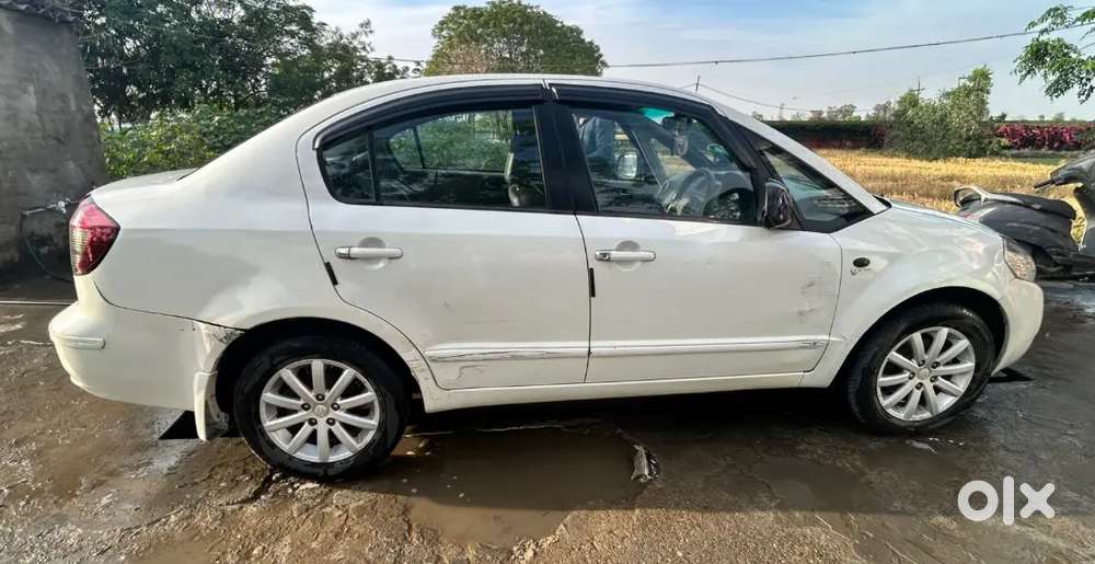 Maruti Suzuki Sx4 2011 Petrol Good Condition