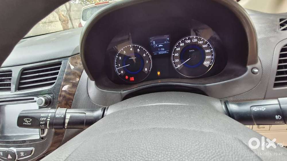 Hyundai Verna Good Condition Less Driven Showroom History