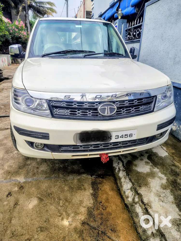 Tata Safari Storme 2016 Diesel Well Maintained