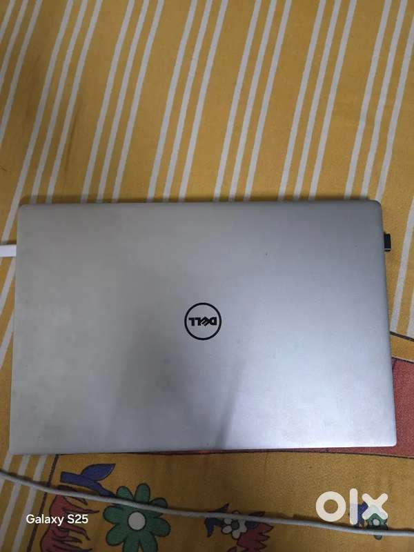 Dell Xps 13 i5 7th Gen with new battery