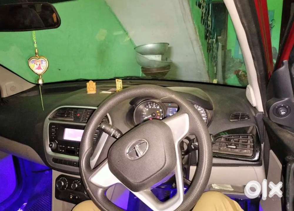 Tata Tiago Petrol 2017