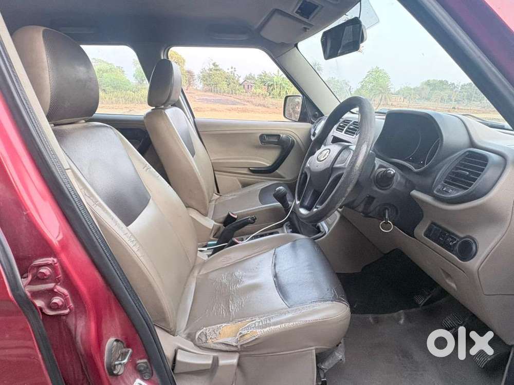 Mahindra Tuv 300 2015