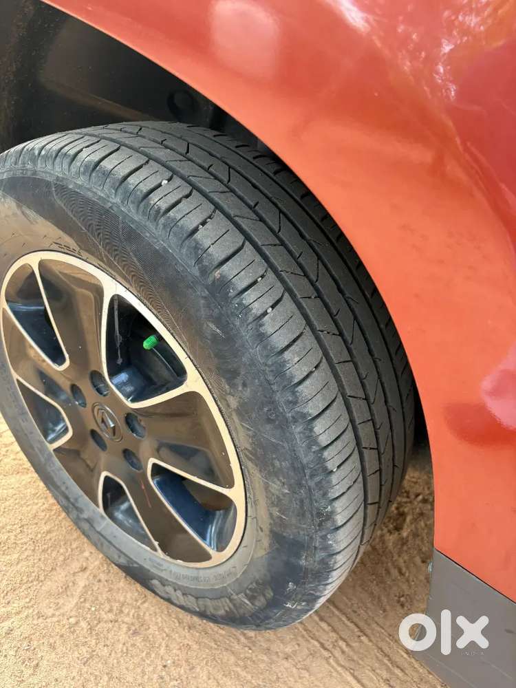 Renault Duster 2016 Full Showroom Service