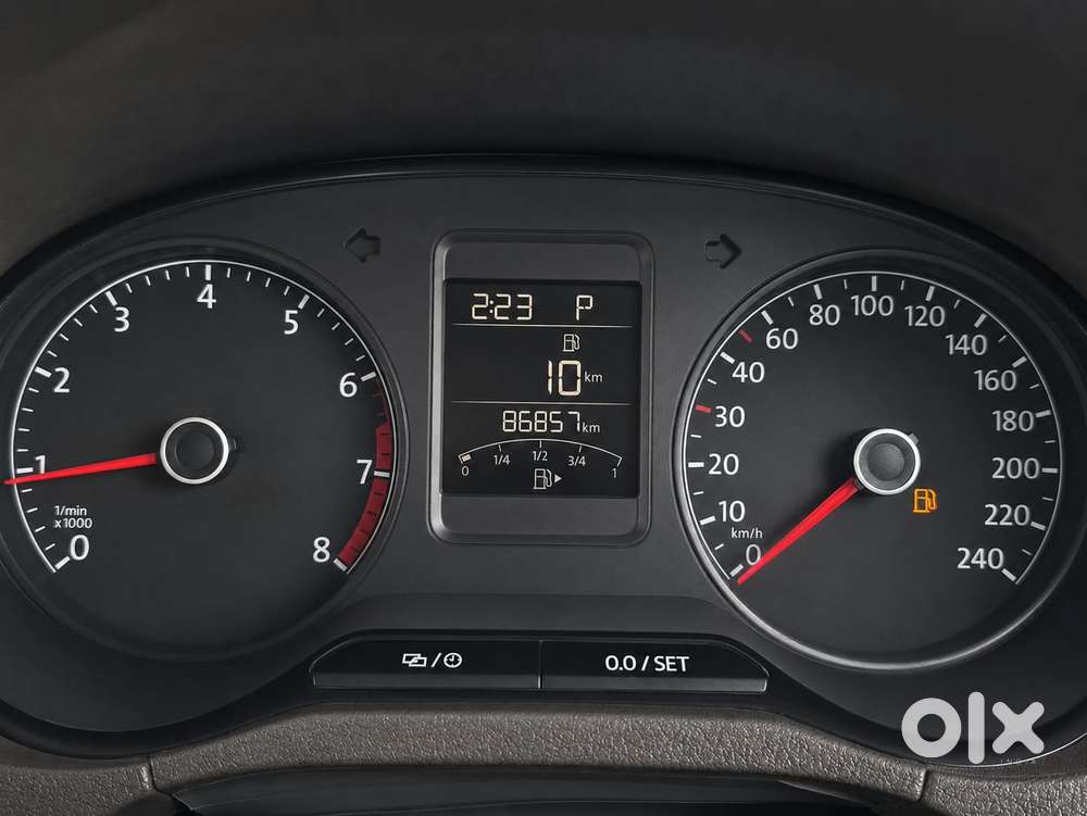 Volkswagen Vento 1.2 Tsi Highline At, 2016, Petrol