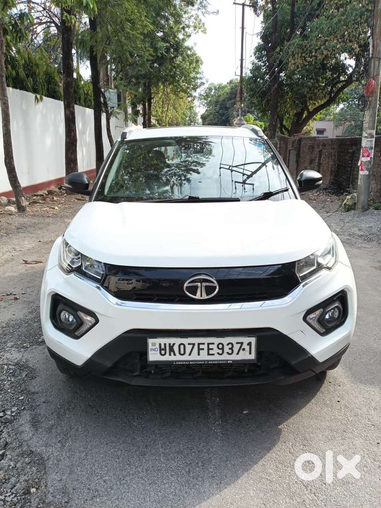 Tata Nexon 1.2 Revotron Xm (s), 2022, Petrol