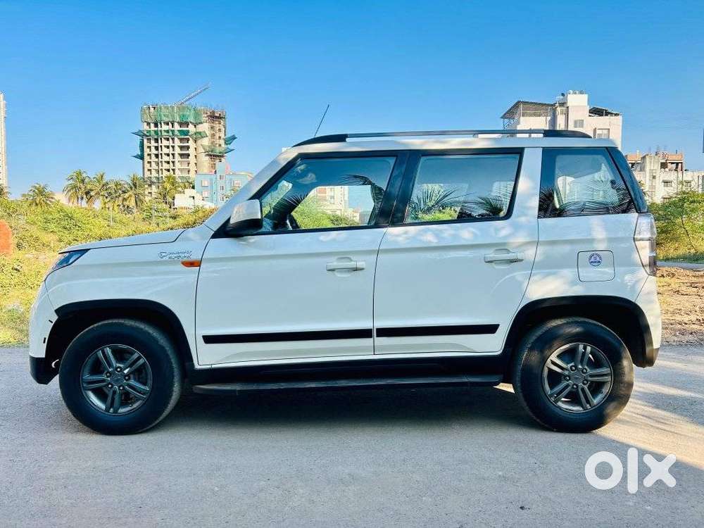 Mahindra Tuv 300 T10, 2020, Diesel