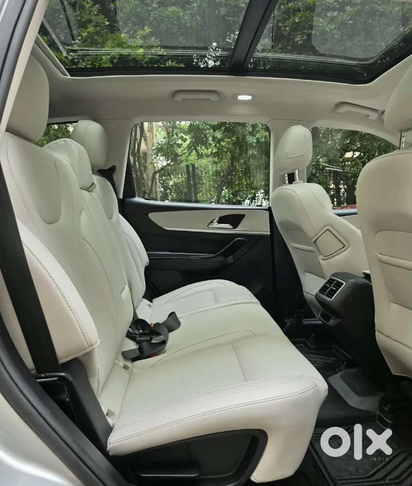 Mahindra Xuv700 Ax 7 Awd Diesel Automatic