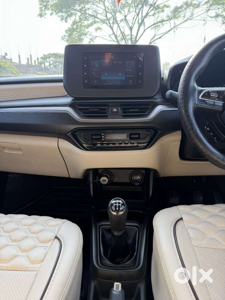 Maruti Suzuki Dzire 1.2 Vxi, 2025, Petrol