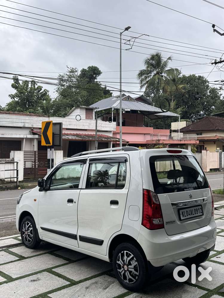 Maruti Suzuki Wagon R Lxi Opt, 2017, Petrol