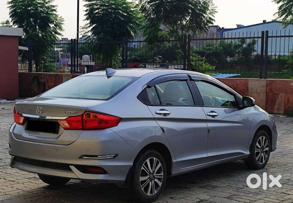 Honda City V Mt Sunroof, 2021, Petrol