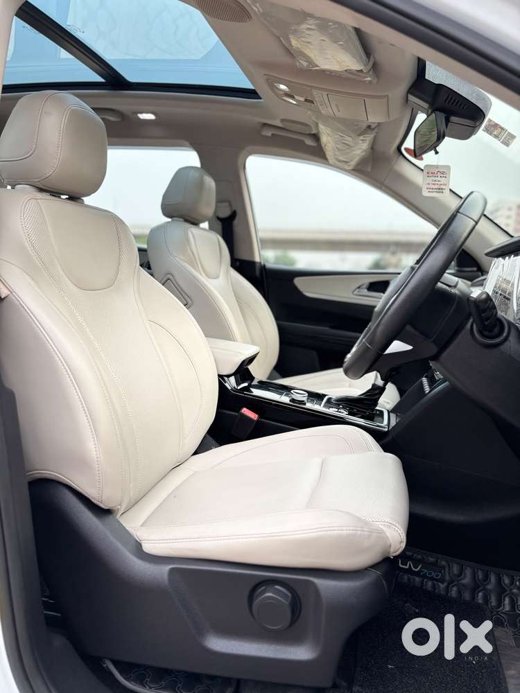 Mahindra Xuv700 2.2 Ax 7 Diesel At Luxury Pack Str, 2024, Diesel