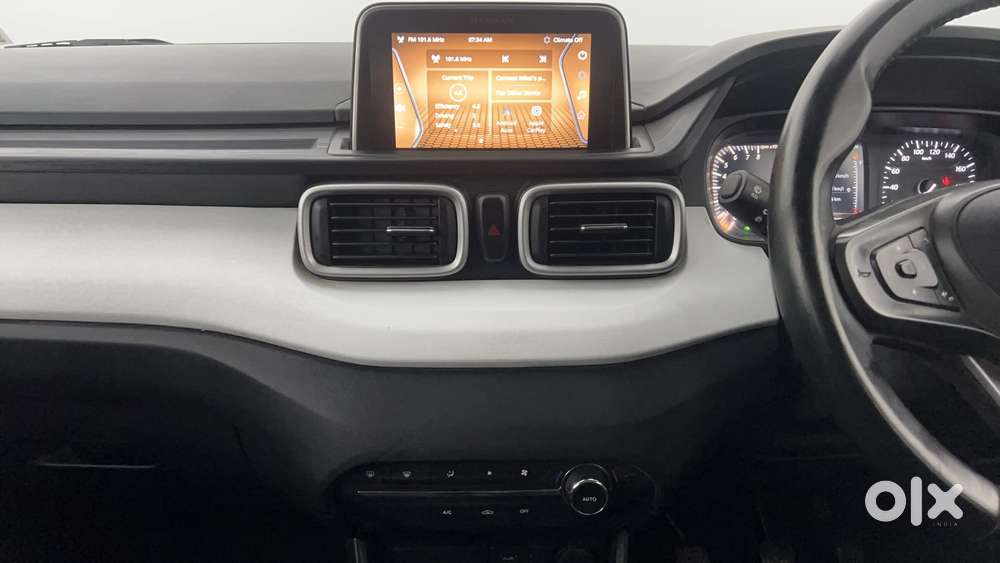 Tata Punch 1.2 Revotron Creative Dual Tone, 2023, Petrol