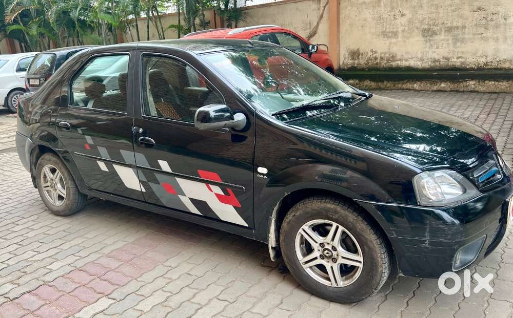 Mahindra Renault Logan 2009