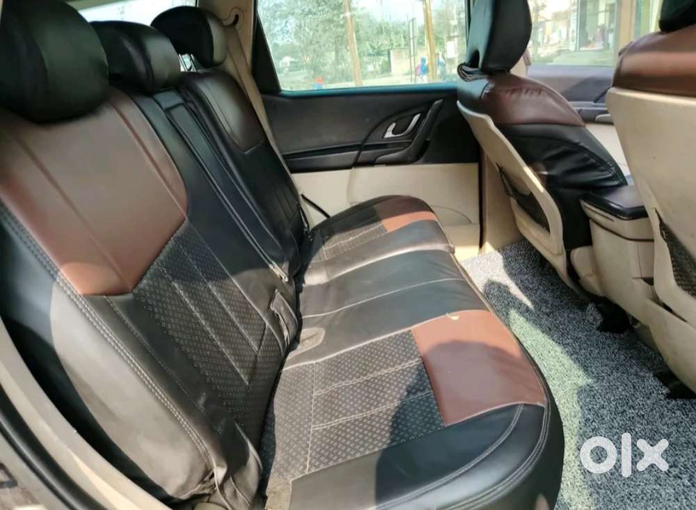 Mahindra Xuv500 2.2 W10, 2016, Diesel