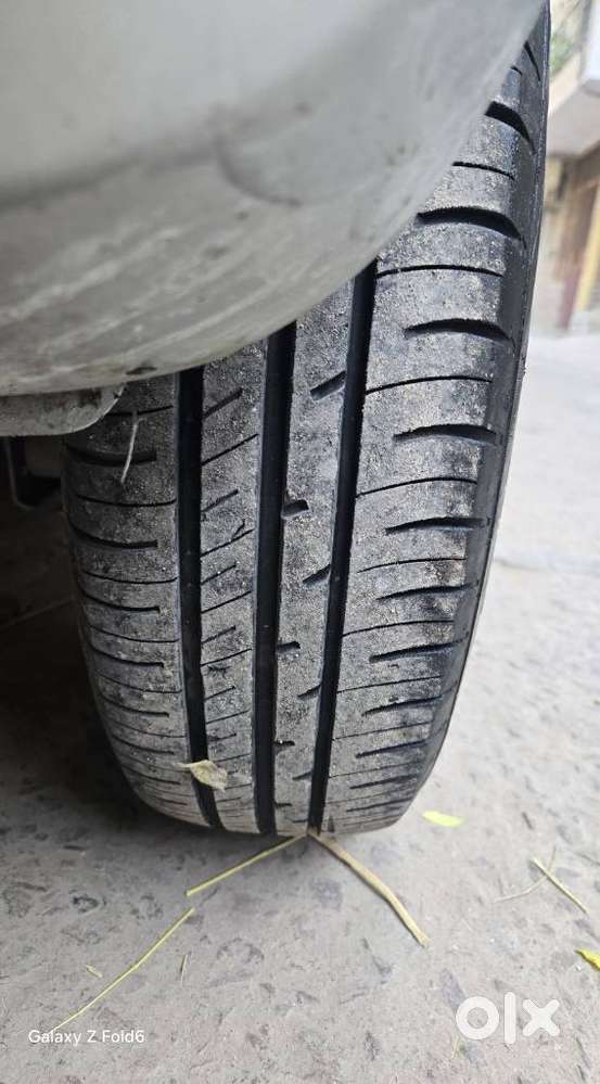 Maruti Suzuki Swift Lxi Optional-o, 2019, Petrol