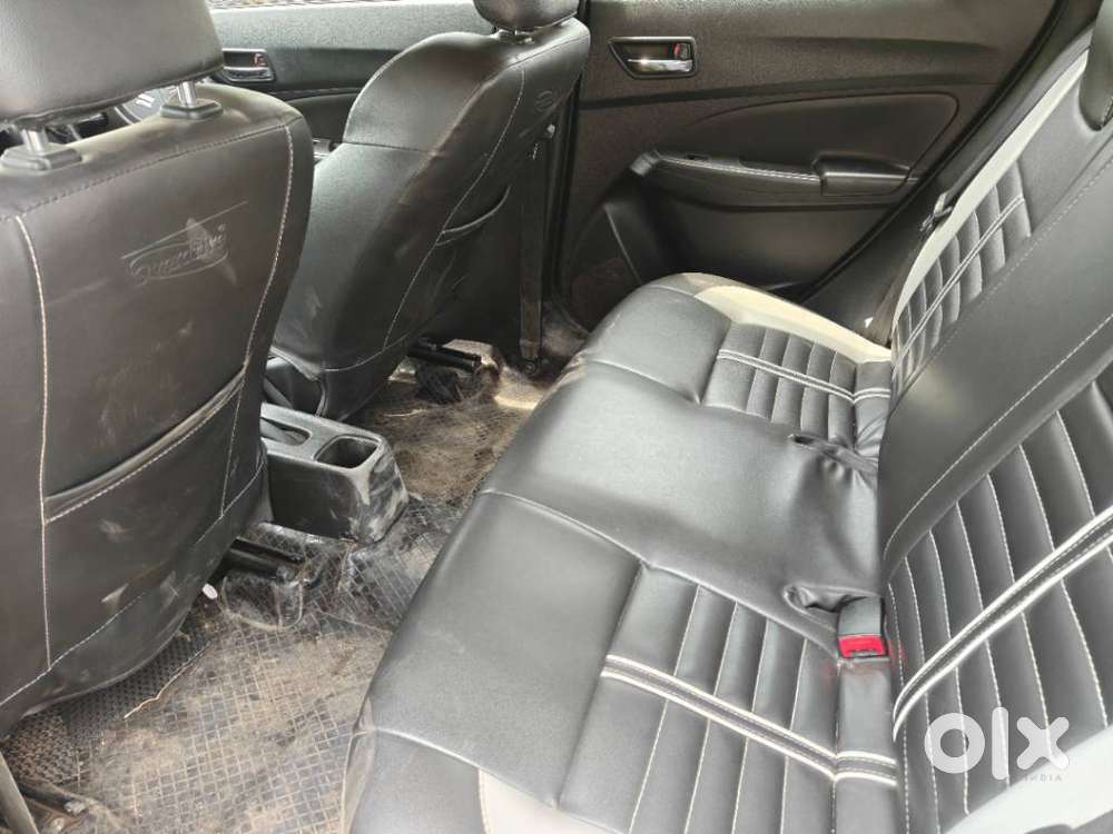 Maruti Suzuki Swift Vxi + Manual, 2022, Petrol