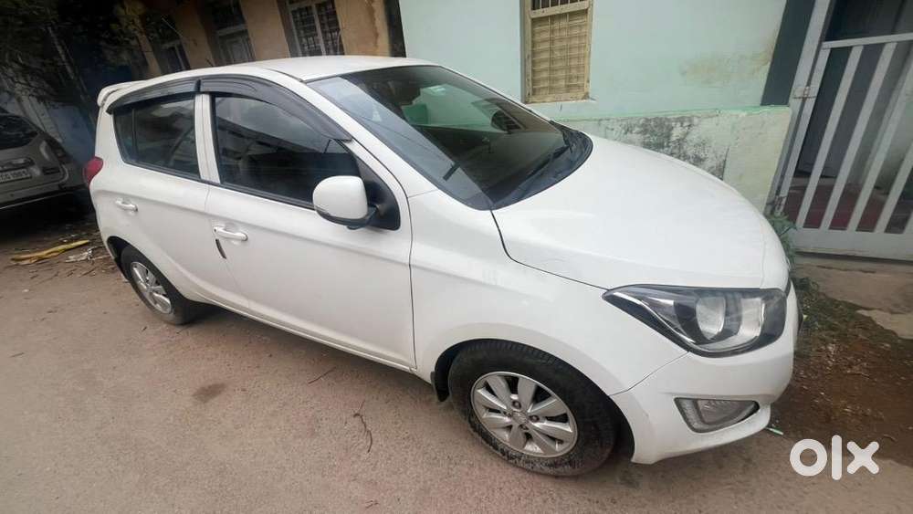 Hyundai I20 2013 Petrol Well Maintained