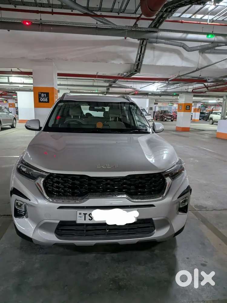 Mint Condition Kia Sonet Diesel At  Showroom Track Vehicle For Sale