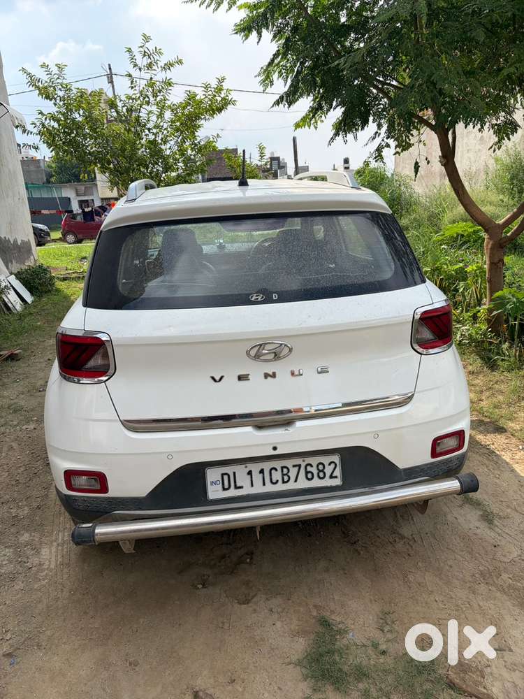 Hyundai Venue Petrol Good Condition