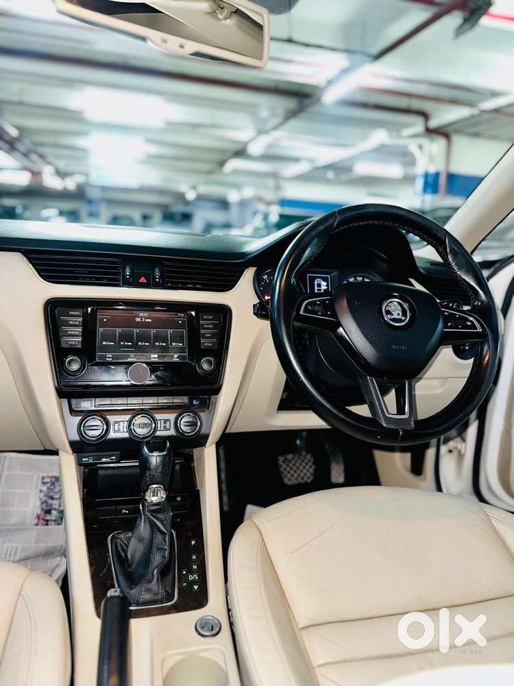 Skoda Octavia 2013-2017 Elegance 1.8 Tsi At, 2015, Petrol