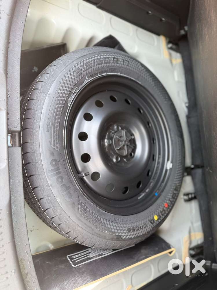 Toyota Urban Cruiser Hyryder 1.5 V Hybrid, 2023, Petrol