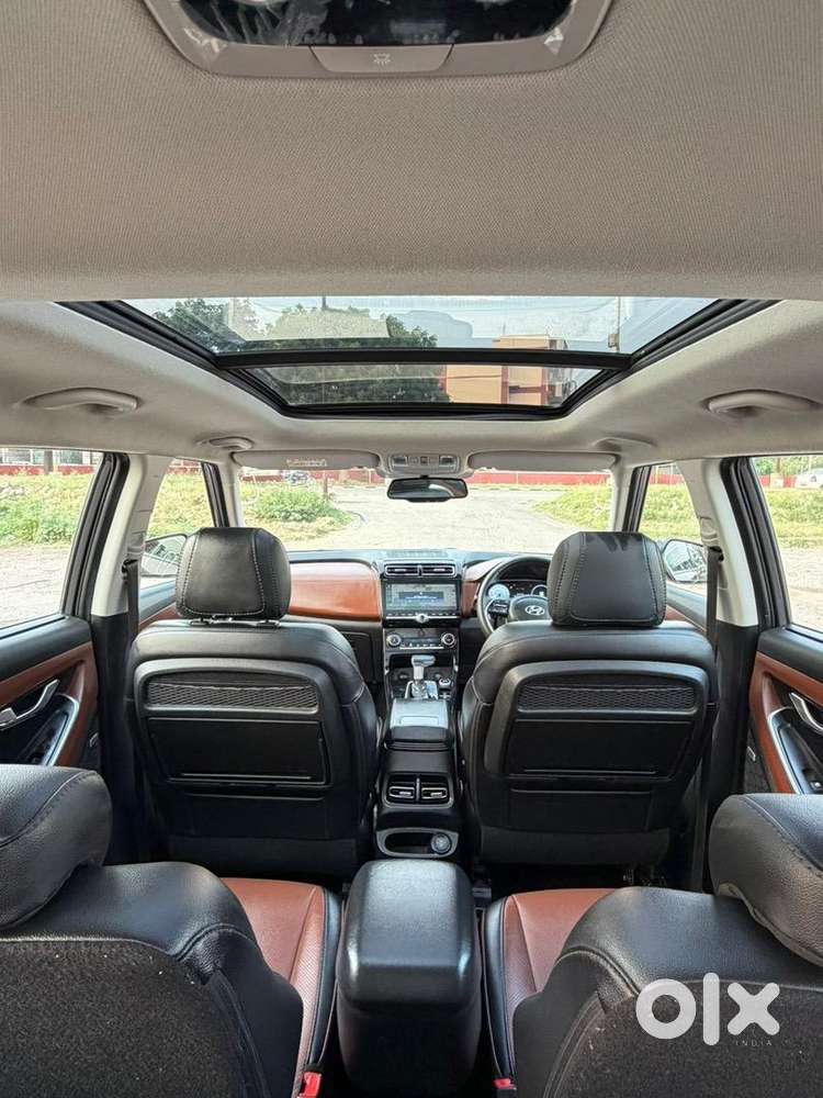 Hyundai Alcazar 2021 Diesel Well Maintained