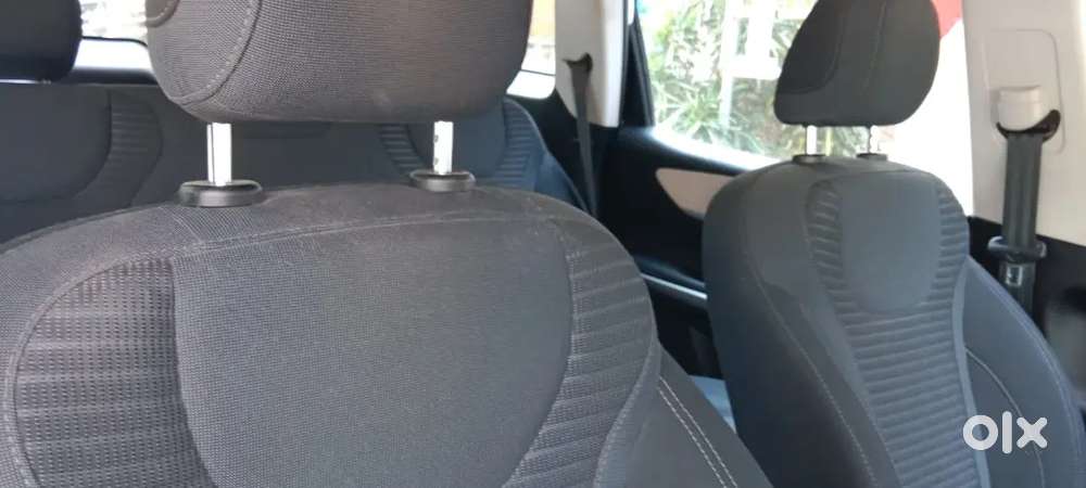 Mahindra Xuv700 2022 Diesel Well Maintained With Vip Registration