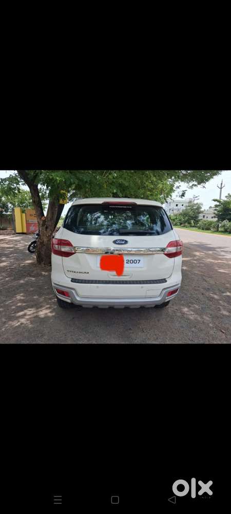 Ford Endeavour 2.2 Titanium At 4x2, 2016, Diesel