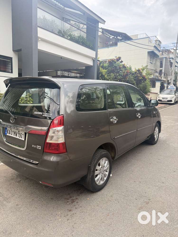 Toyota Innova 2.5 V 7 Str, 2011, Diesel