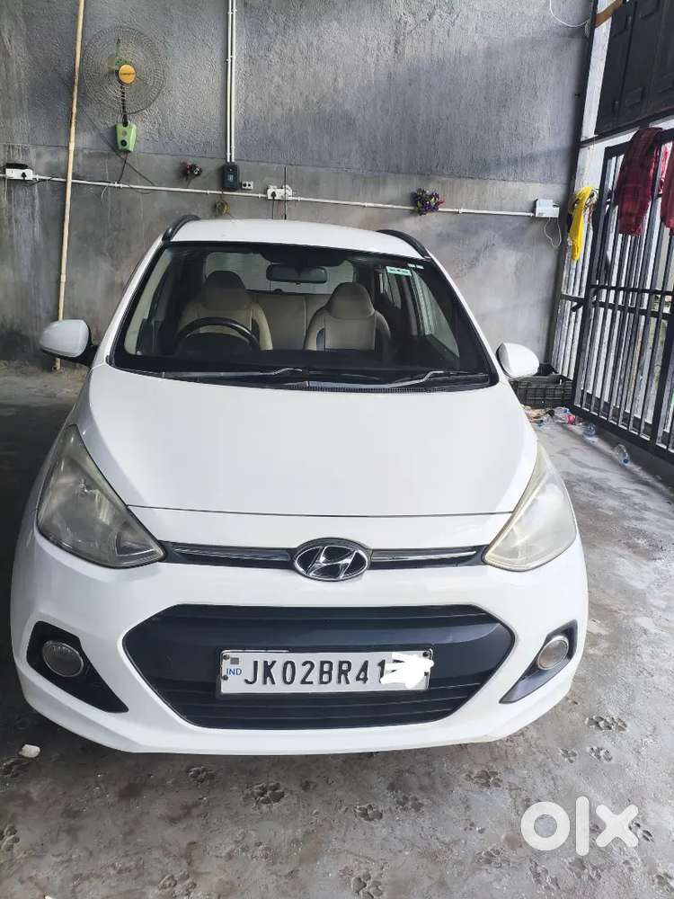 Hyundai Grand I10 Sportz 2016 Petrol Manual