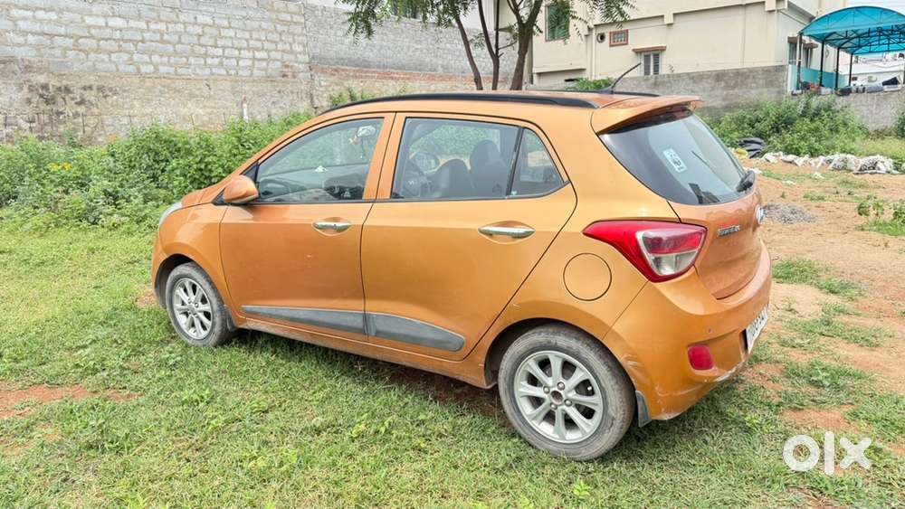 Hyundai I10 Sportz Petrol 2015