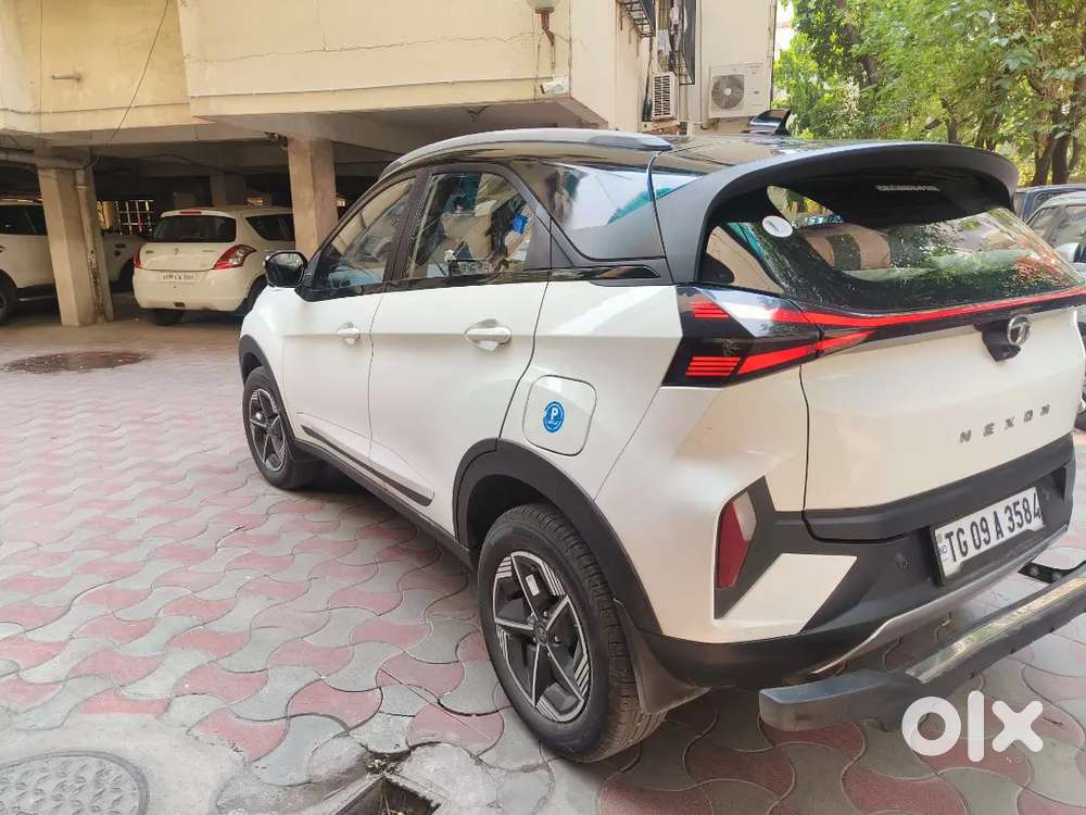 Tata Nexon 2024 Petrol 13400 Km Driven