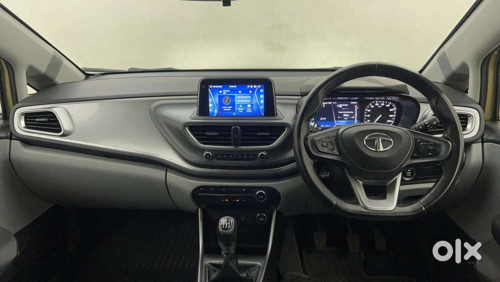 Tata Altroz Xz, 2020, Petrol