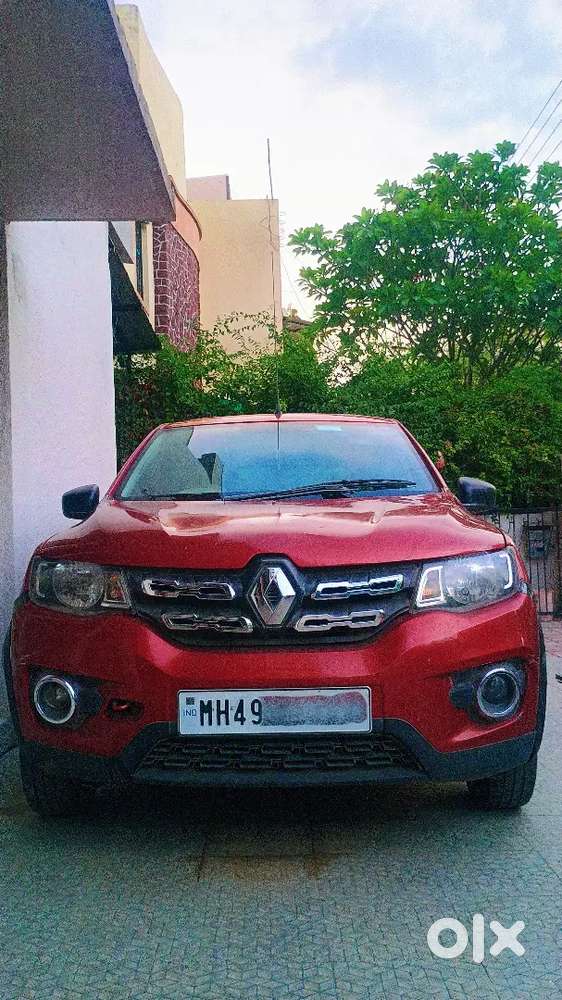 Renault Kwid Red Maroon