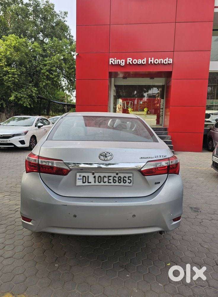 Toyota Corolla Altis Gl, 2014, Petrol