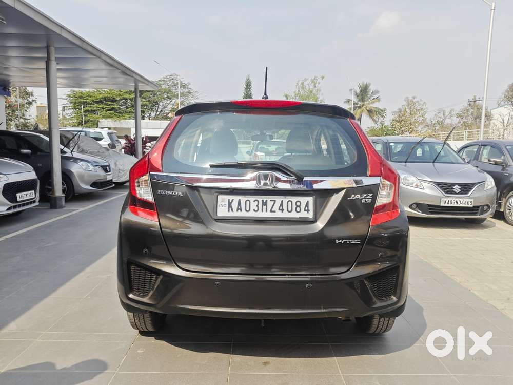 Honda Jazz V Mt Privilege, 2016, Petrol