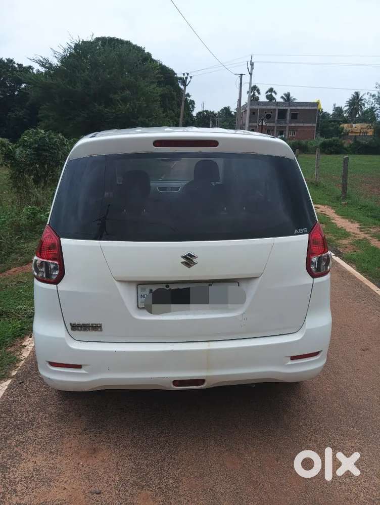 Maruti Suzuki Ertiga Vdi 2015
