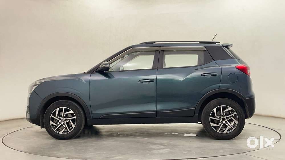 Mahindra Xuv300 W8 (o) 1.5 Diesel Amt, 2022, Diesel