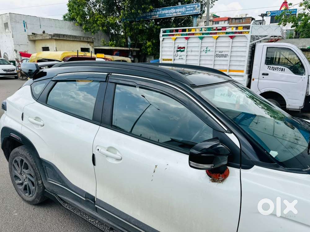 Maruti Suzuki Fronx Petrol 2025