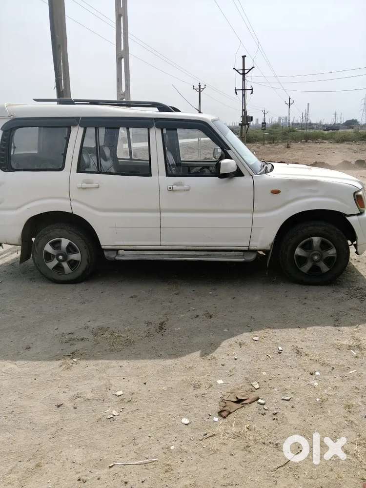 Mahindra Scorpio Classic 2011
