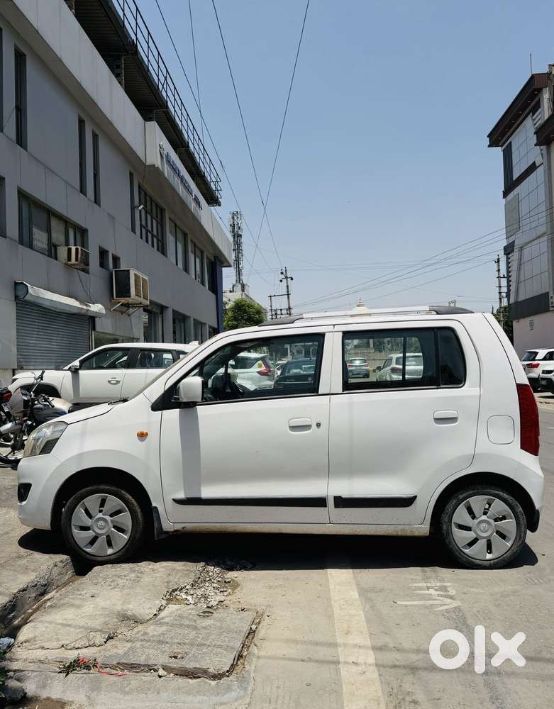 Maruti Suzuki Wagon R Vxi, 2015, Cng & Hybrids