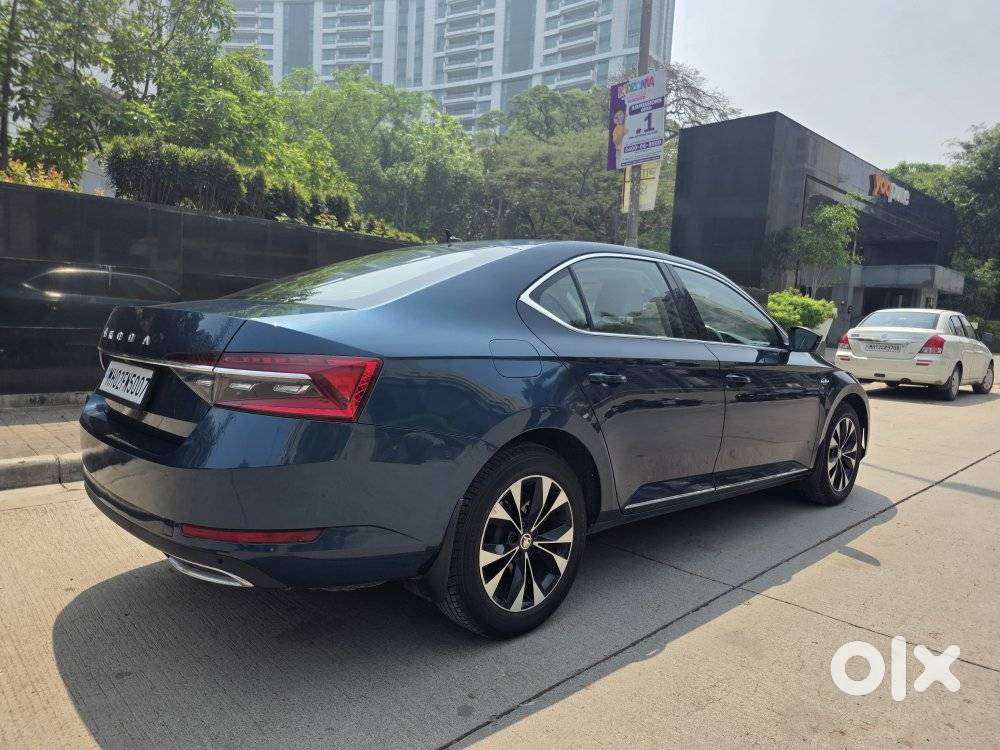 Skoda Superb 2.0 Tsi At L&k, 2021, Petrol