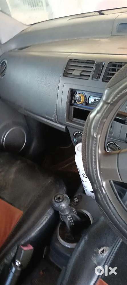 Maruti Suzuki Swift 2007 Petrol 106000 Km Driven